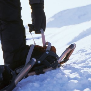 closing my snowshoe in the middle of snow and ice
