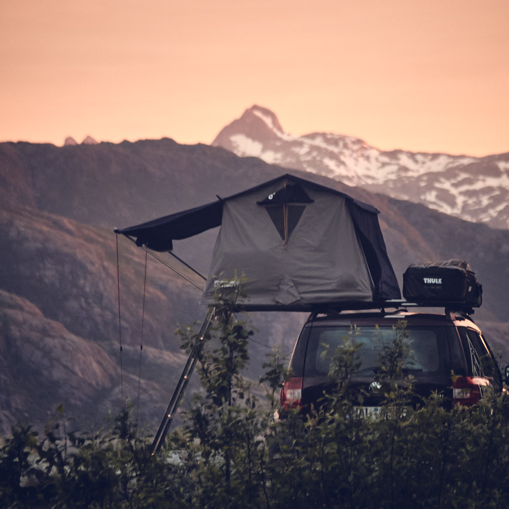 Sunset and the Mountains ©Christian Hein